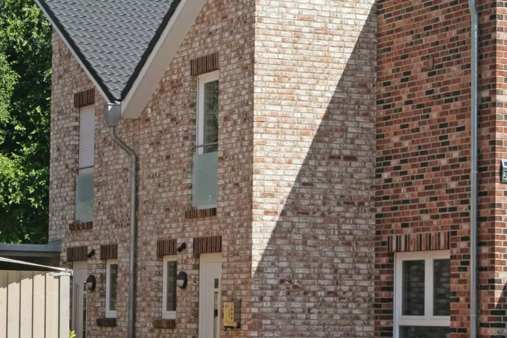 Proiect UNGUREANU ART, materiale folosite - dykbrand